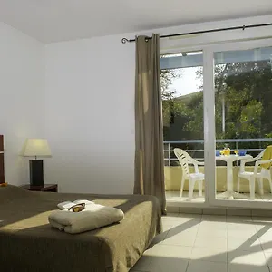 Appart hôtel Appartea Golf Side, Biot